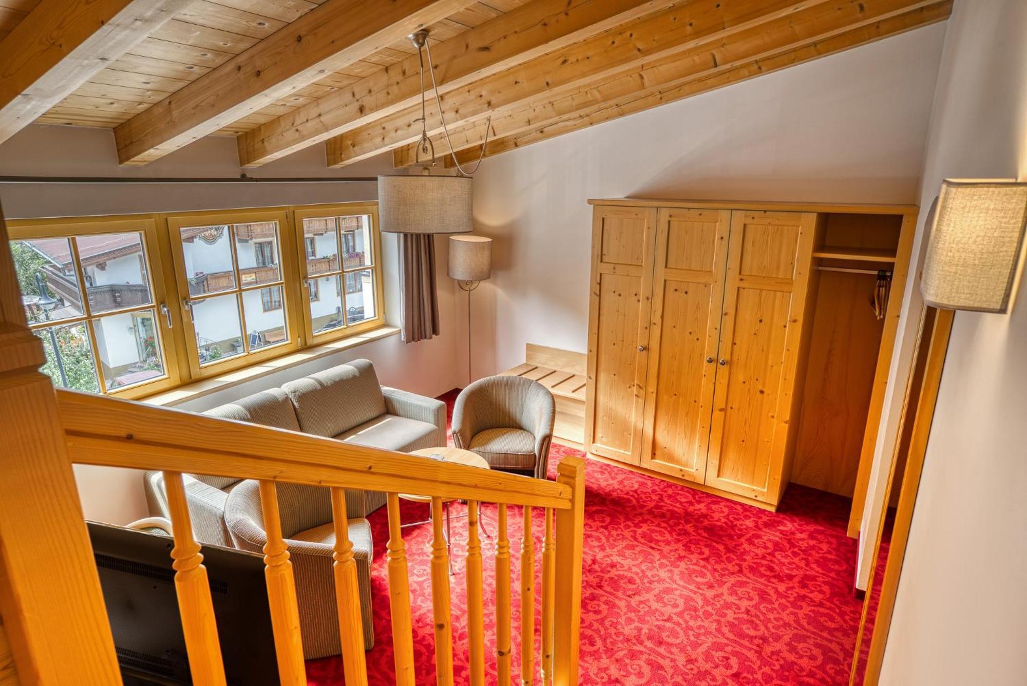 Sonnenhof Centrum Hotel 4*